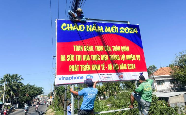 Hình 1